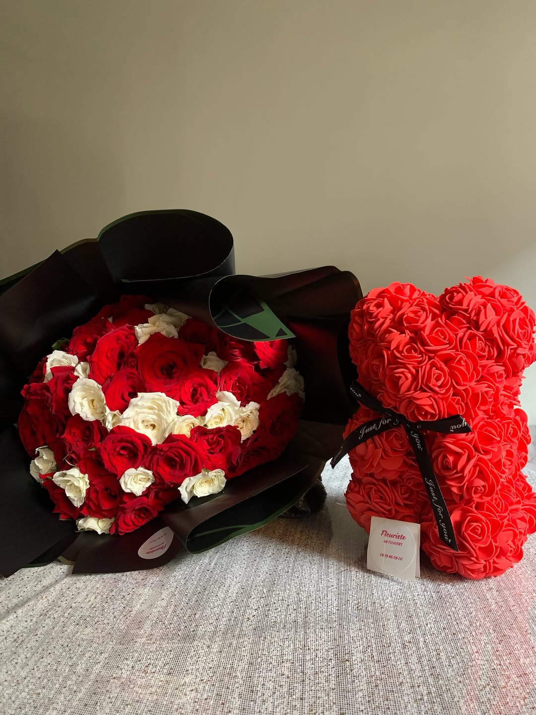 TEDDY BEAR & BOUQUET FLOWERS